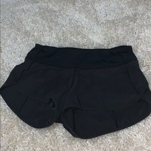 LULU LEMON RUN SPEED SHORTS
